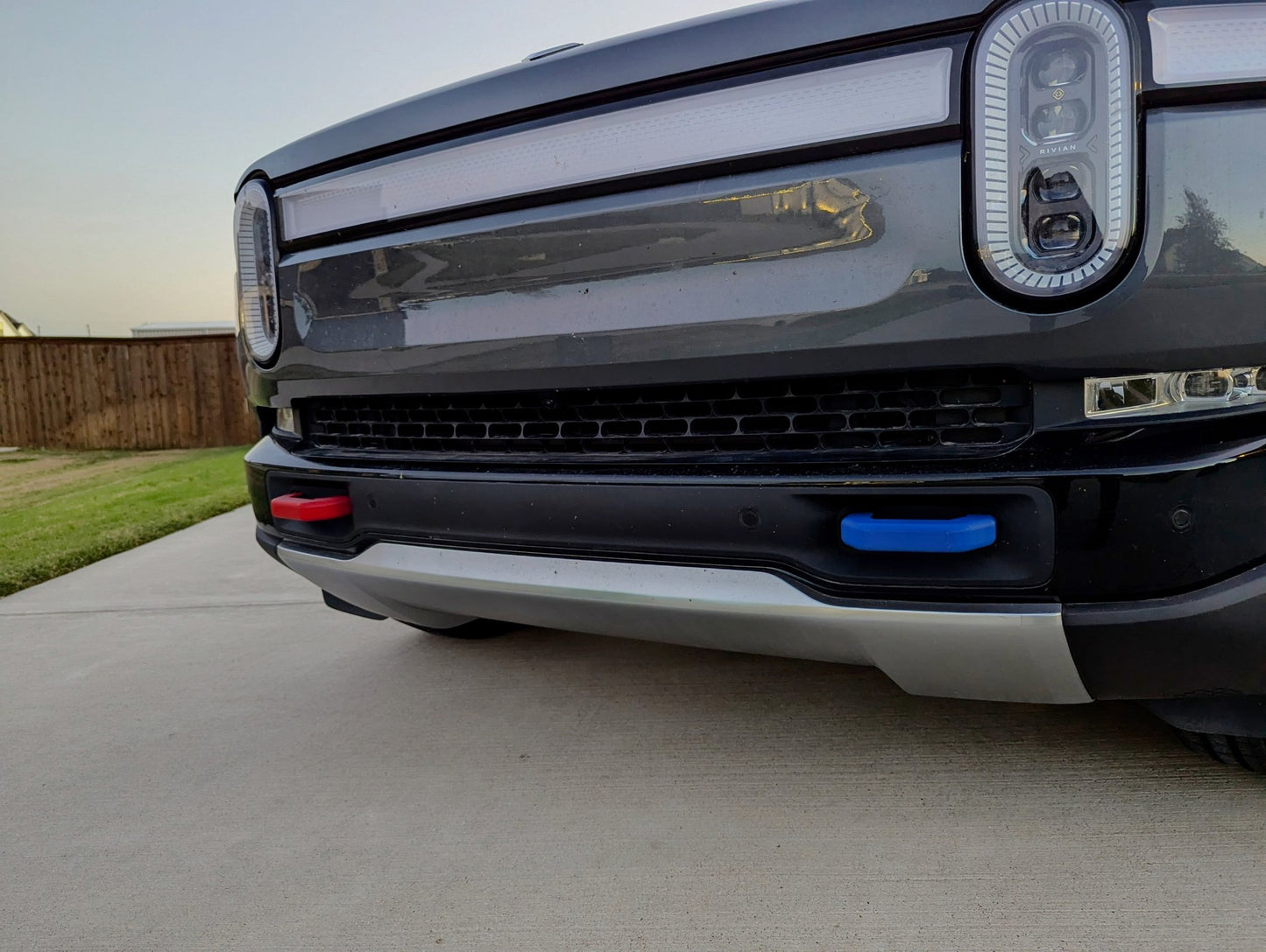 Rivian R1S/R1T Snap-On Tow Hook Covers